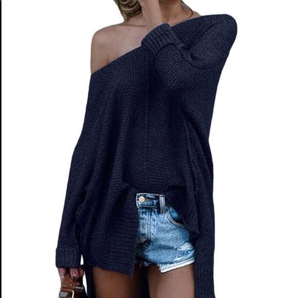 Sweaters - Loose fitting sweater